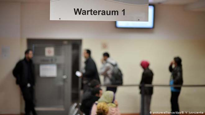 يواجه طلاب عرب في ألمانيا صعوبات في تجديد إقاماتهم بسبب الإشكاليات الناجمة عن جائحة كورونا
